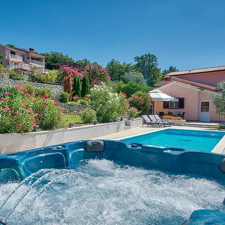 3 Bedroom In Labin Labin (Istria)