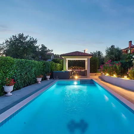 3 Bedroom In Labin